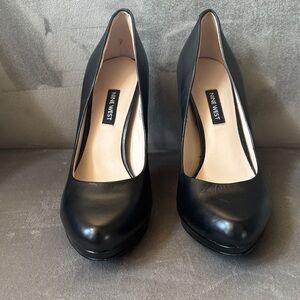 Nine West Black Classic Heels Size 8